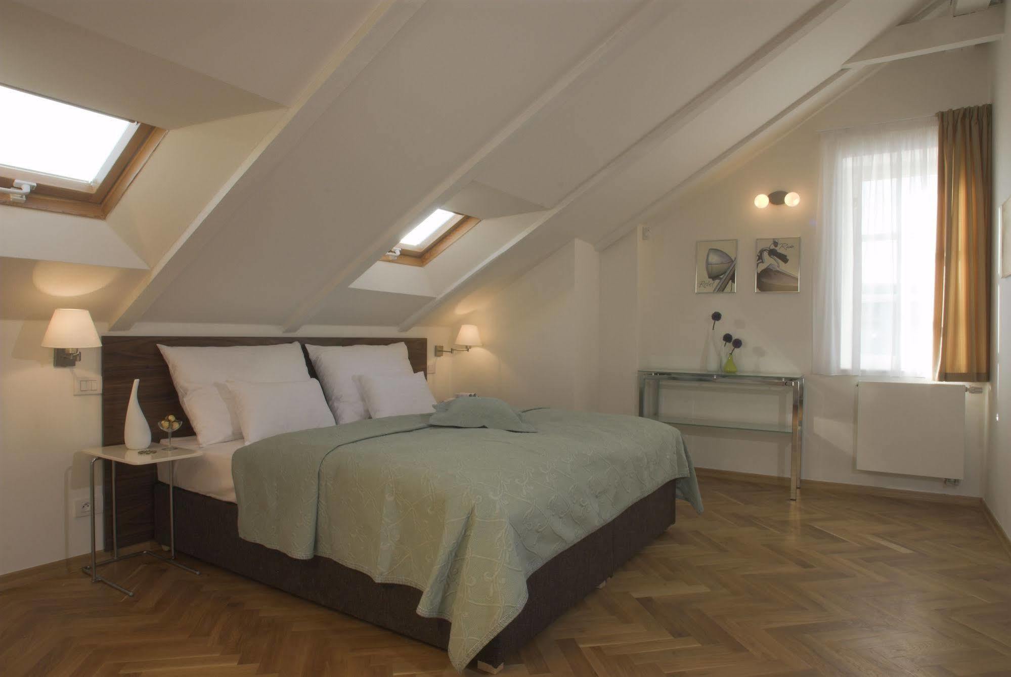 Residence Karlova Prag Exterior foto